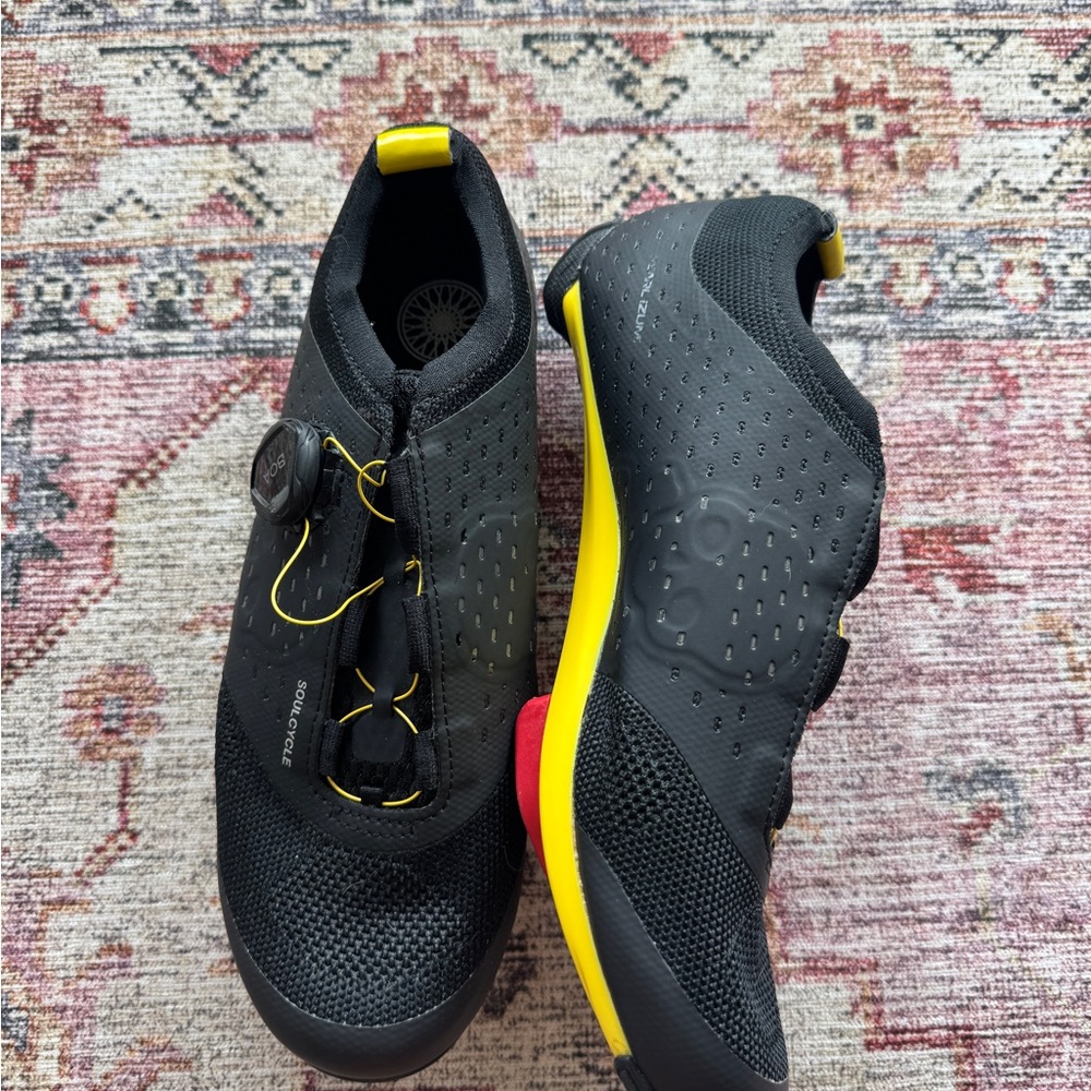 Soul cycle cycling shoes